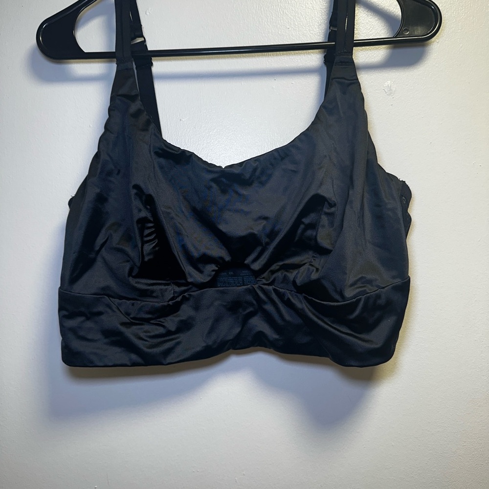 Auden Women's Black Sports Bra